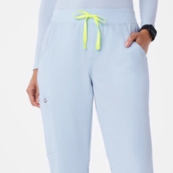 FIGS Open Skies scrub set M/MTall - Picture 1 of 6